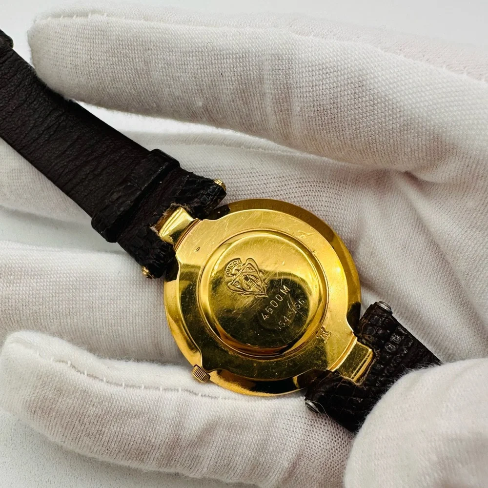 Gucci 4500 M Watch - Picture 5 of 10